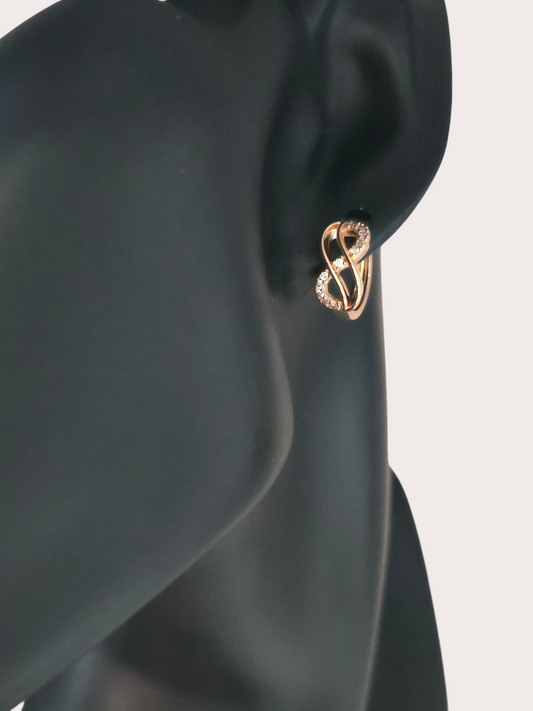 Boucles d'oreilles portées Infini Élégance - Doré à l'or fin - La Bella Dorée