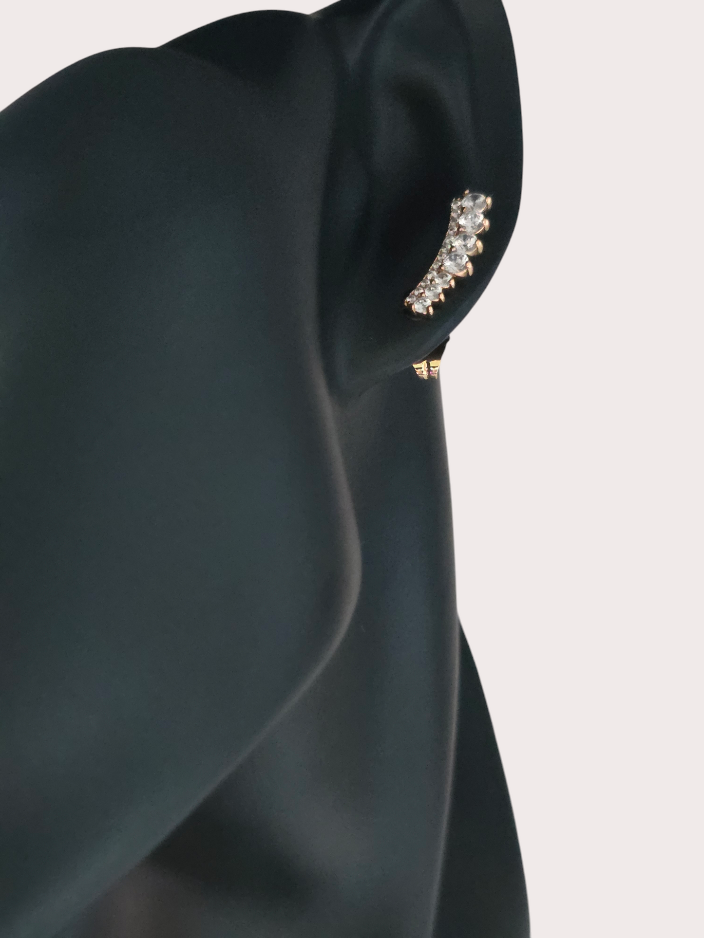 Boucles d'oreilles Éclat Céleste portées - Doré à l'or fin - La Bella Dorée