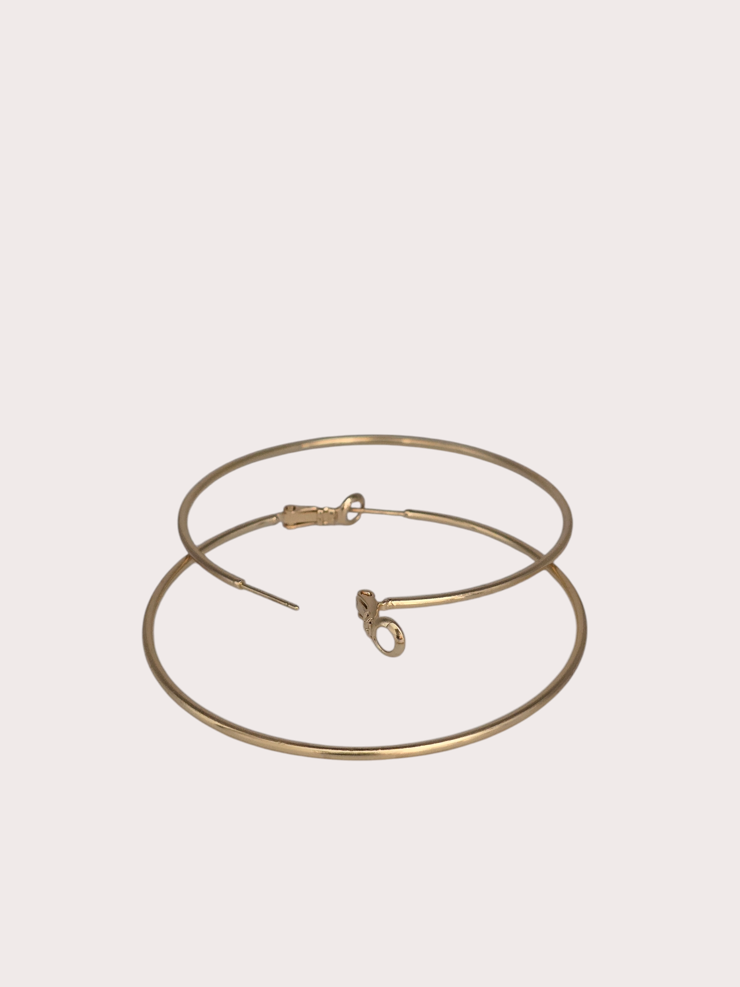 Boucles d'oreilles Élégance Intemporelle détail fermoir - Doré à l'or fin - La Bella Dorée