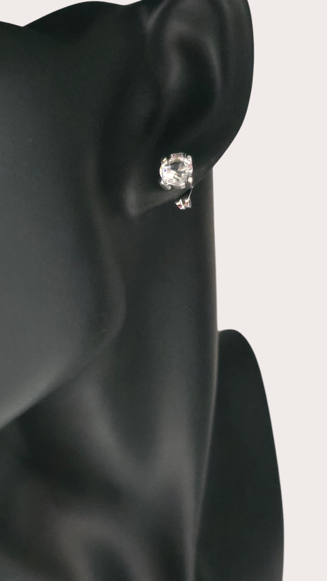 Boucles d'oreilles Pure Éclat argenté portées - Doré à l'or fin - La Bella Dorée