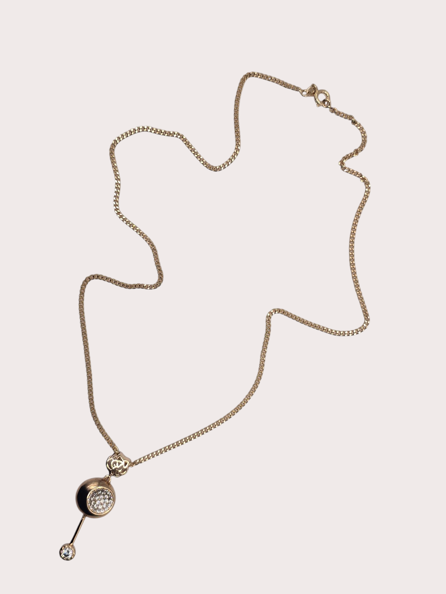 Collier Équilibre Divin détail chaîne - Doré à l'or fin - La Bella Dorée